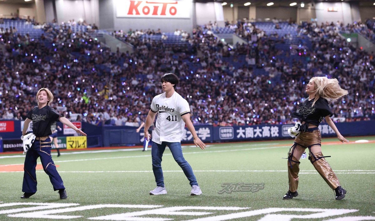 Sponichi_Orix's tweet photo. #BsGravity と踊る #青木マッチョ https://t.co/2JnKwqiLgX