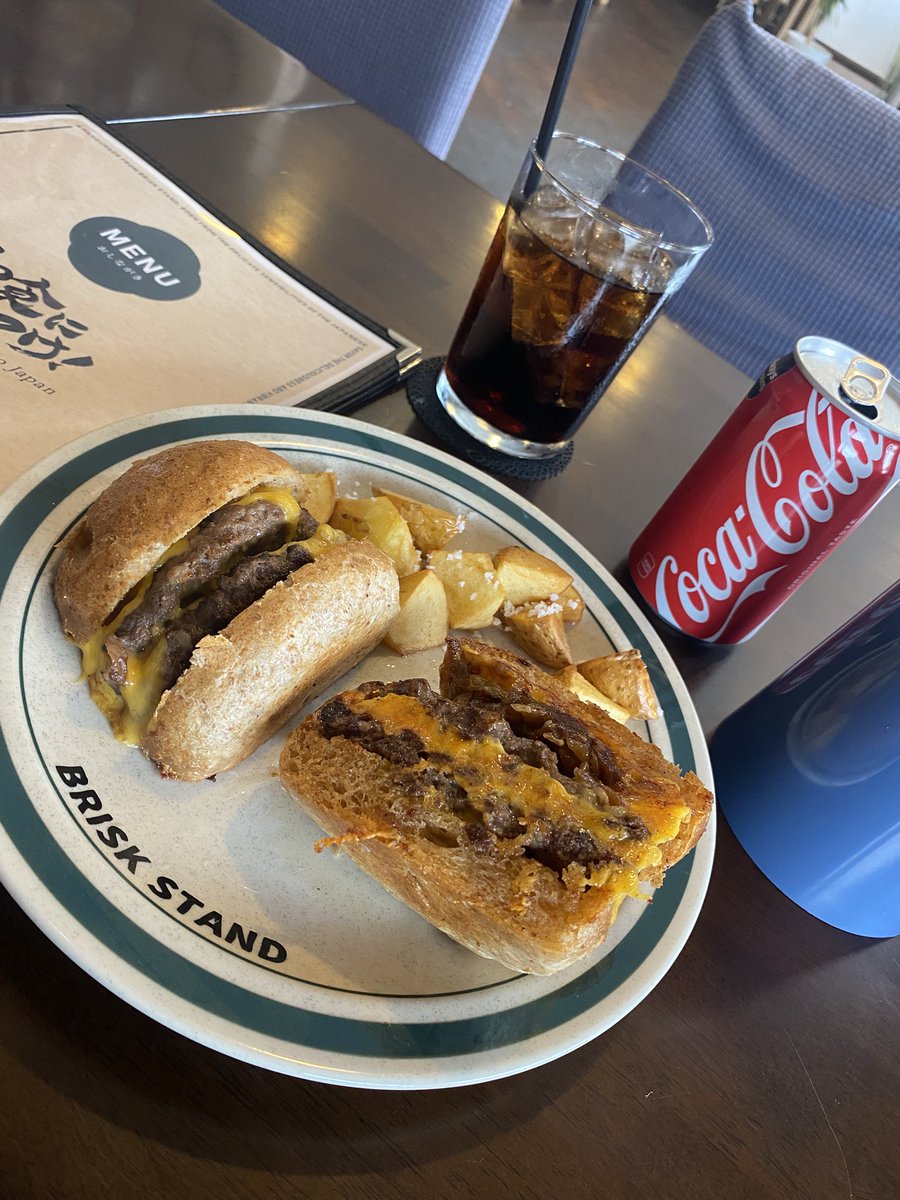 ponkun_kouya's tweet photo. 氏のGGチャンネル見て食べたくなったから食べにきたよ😗
初ブリスクスタンド美味しかった🫶
#ブチギレ氏原
#BRISKSTAND https://t.co/VdwvRCvOeI