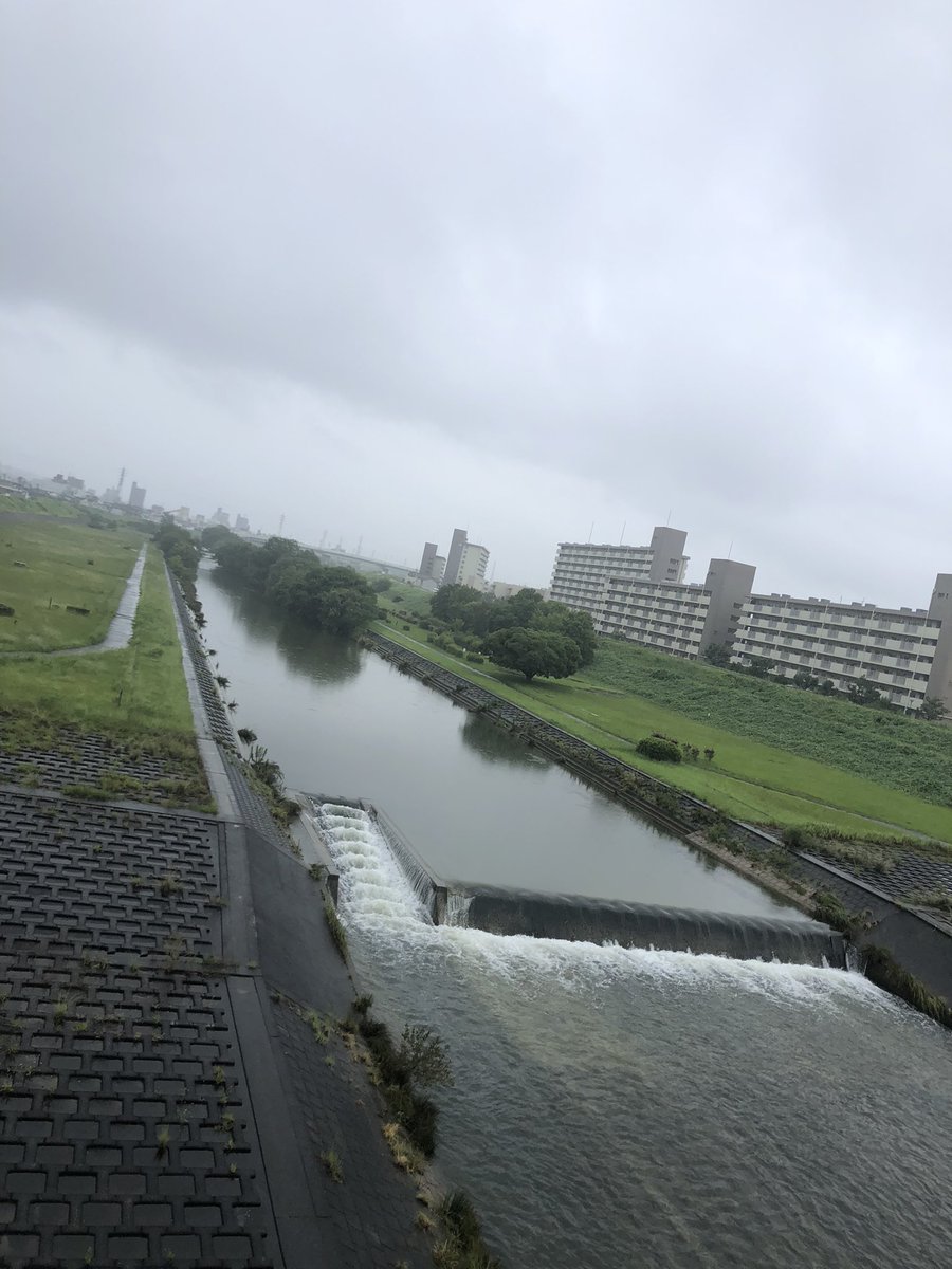 tadayoooo0oooon's tweet photo. 雨の河原☔️ https://t.co/Ck9cAh9cr8