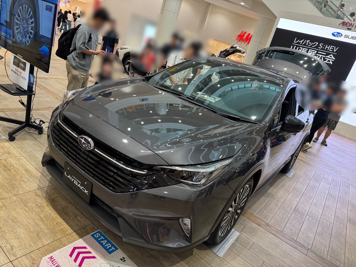 SgpForesterTv's tweet photo. イオンの展示会大盛況🔥
今ならレイバックS:HEV契約特典あります❣️
フォレスターの時はなかったのに...。 https://t.co/hOJFFasFb9