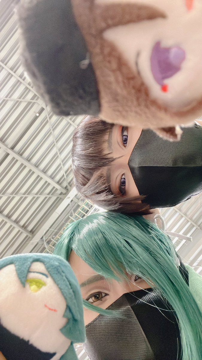 OKOMEkun_cos's tweet photo. 離脱してます〜！！
沢山の供給を得られて…大変幸…一生分の幸… https://t.co/XjcUgnrogz