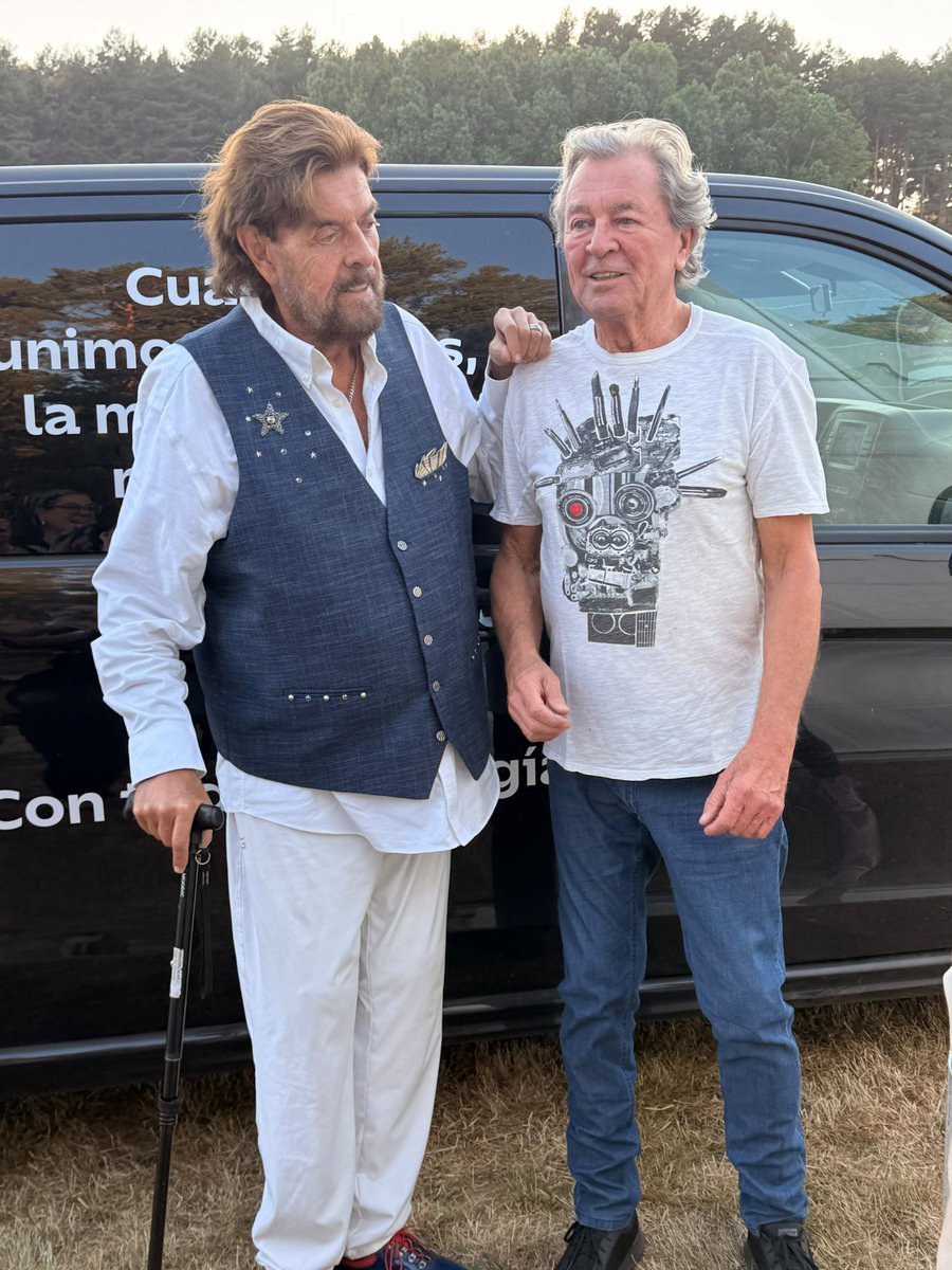 patrimonionat's tweet photo. Dos mitos en @GredosMN #MN2026 @_DeepPurple @alanparsons https://t.co/dnrPKFzYq3