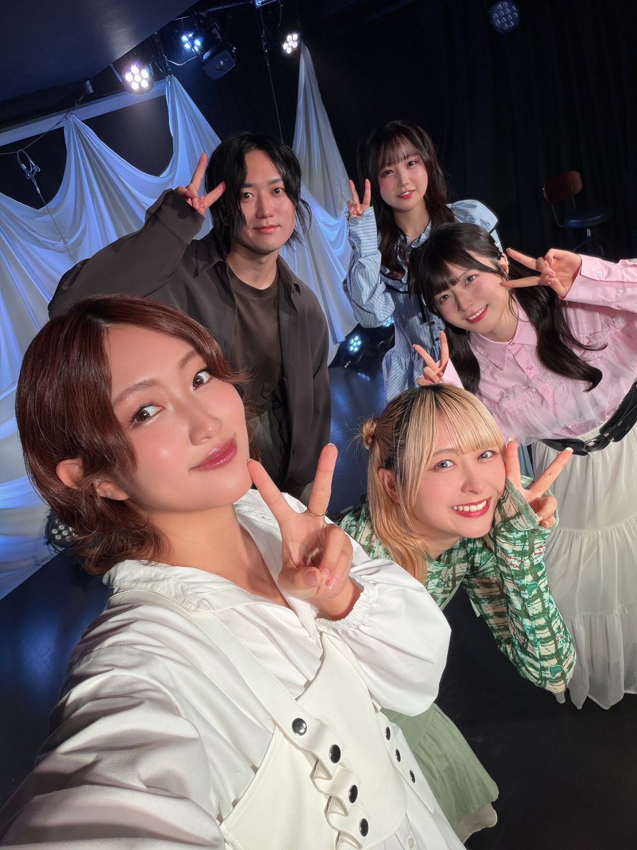 Emika_Kamieda's tweet photo. おぶちゃReading Stage「#見上げた空にあなたを想う 」
千穐楽ありがとうございました！

皆様それぞれの大切な人をまた想う
そんなきっかけになっていれば嬉しいです。🫧

素敵なお話だったなぁ。

ゆり・語り・店員役　上枝恵美加 https://t.co/26ciPlCGjh