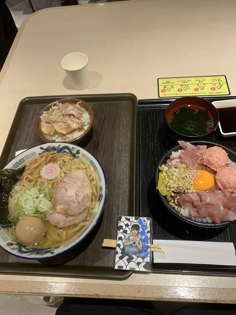 tarot00hp's tweet photo. バンブー昼おつでしたー♪
フードコートで飯〜 https://t.co/xkesy4nozy