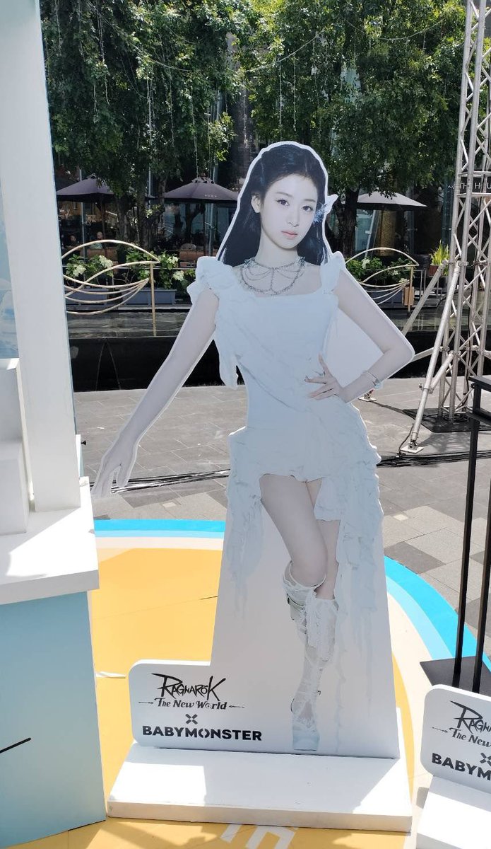 Ahyeon's standee for today's Ragnarok event.. #AHYEON #아현