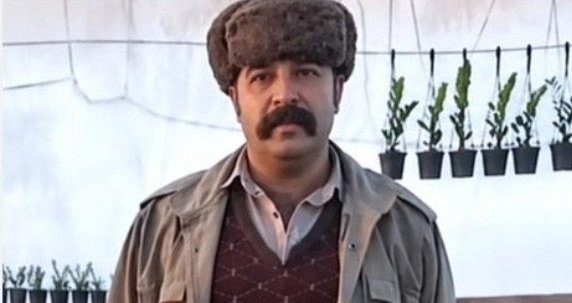khande_roo's tweet photo. برای #قاسم_اصلانی (کارگر و نگهبان گلخانه) بازداشت‌شده دی‌ماه در #محلات حکم اعدام صادر شده است. 
#نه_به‌_اعدام 
#اعدام_نکنید https://t.co/1wYgZpoPWN