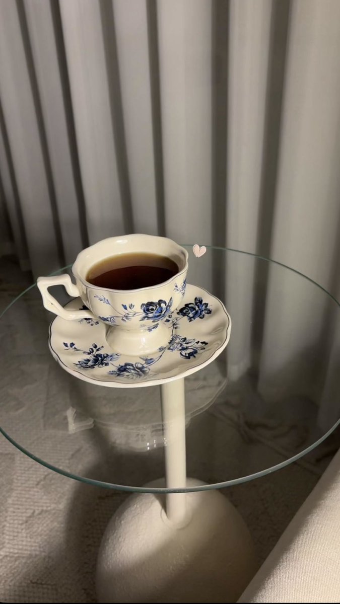 Kloodd90's tweet photo. "لكنني توقفت عن الاهتمام بأي شيء، ومن هنا اختفت كل مشاكلي."
- دوستويفسكي.
☕️👍❤️ https://t.co/OrW92Bx7Uu