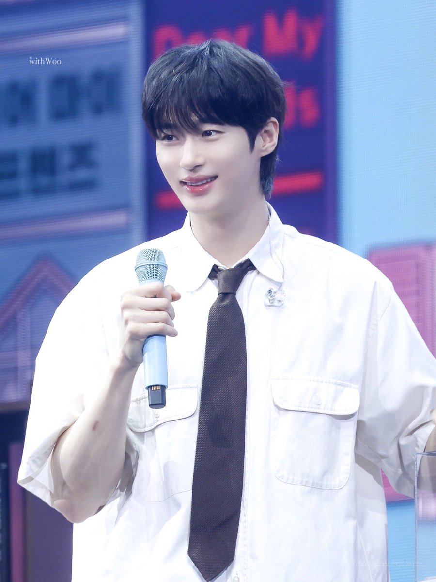 byeonwooseok_th's tweet photo. [📸] 

ภาพบรรยากาศ 2026 ByeonWooSeok Asia Fanmeeting Tour <The Library Secret> in Seoul - Day 1

🔗 @._withwooS2 

#변우석 #ByeonWooSeok #บยอนอูซอก https://t.co/7dfXPub0d4