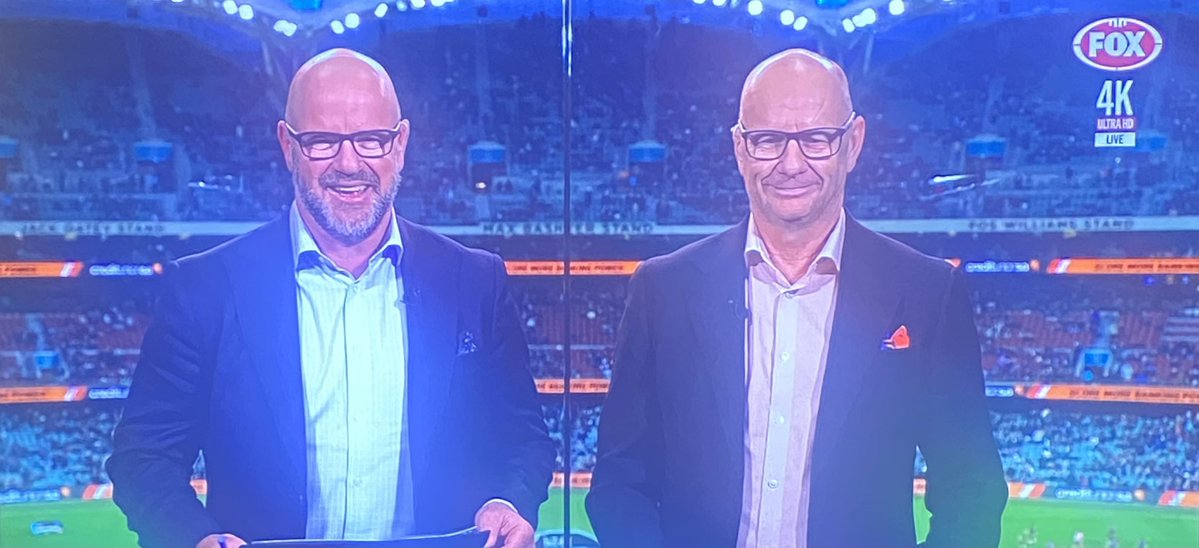 TheNewEraTFP's tweet photo. “I’m seeing double here! Four Hinkleys!” https://t.co/ywIaWEximc