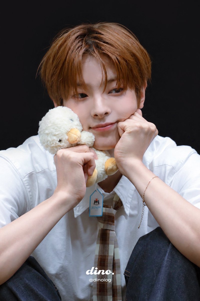dinolog's tweet photo. 260531
#FLAREU #강우진 https://t.co/zixphb6lxC
