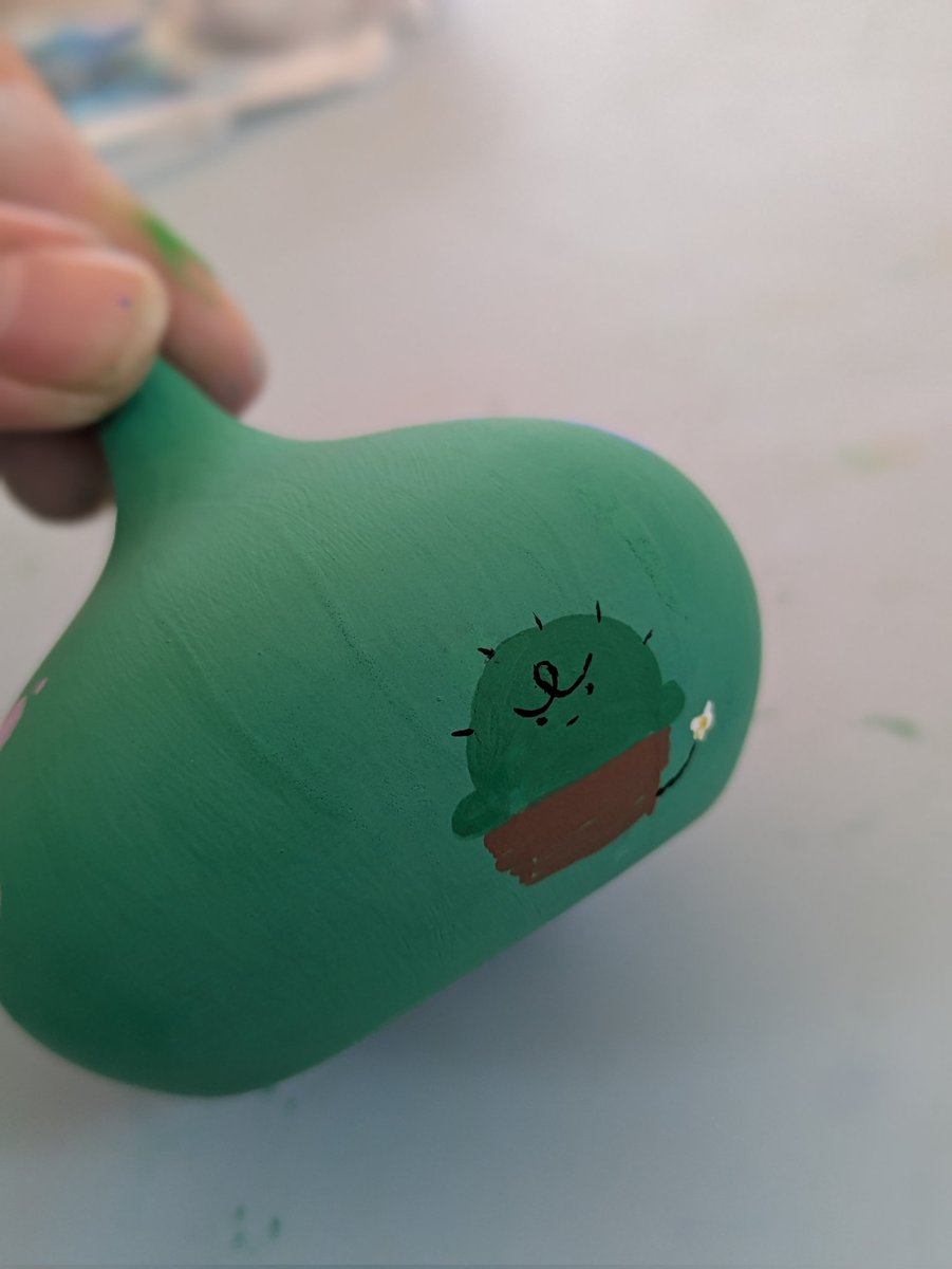 azk88azk's tweet photo. かくれ🌵ありのスライムペイントしてきた🖌️ https://t.co/22xrOiXbVS