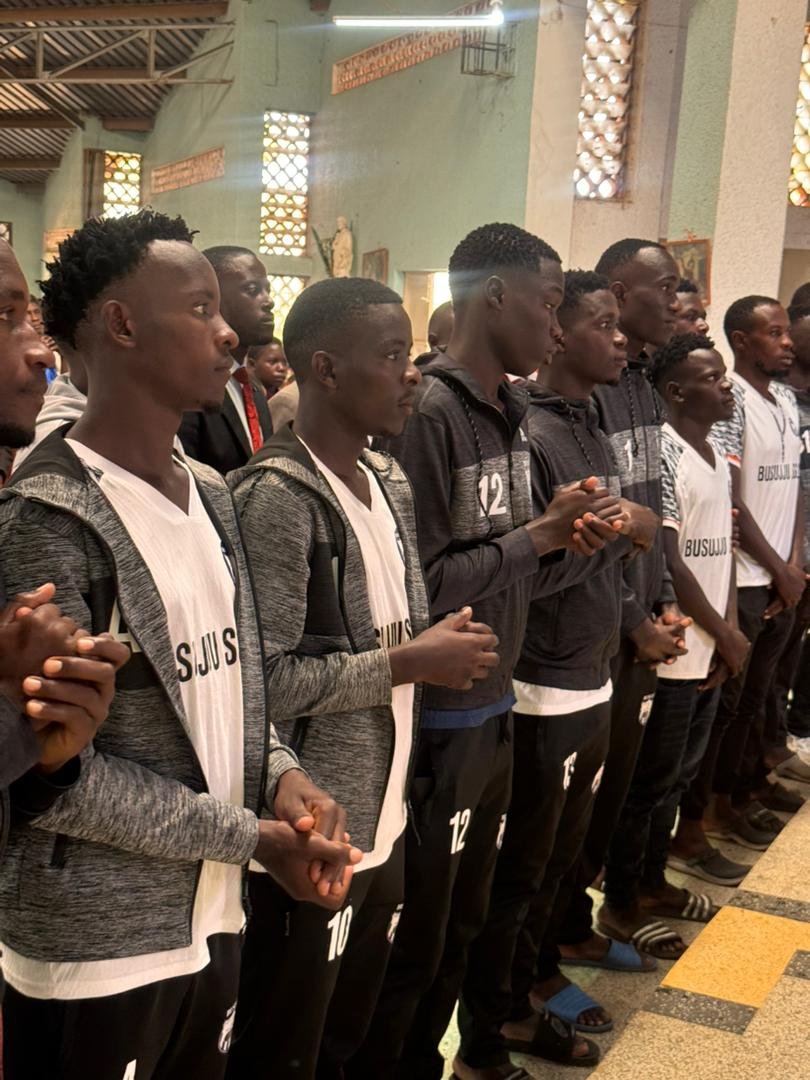 BBusujju's tweet photo. Today at St. Luke Kakindu Catholic Church for Players https://t.co/3Ugpy09KKq