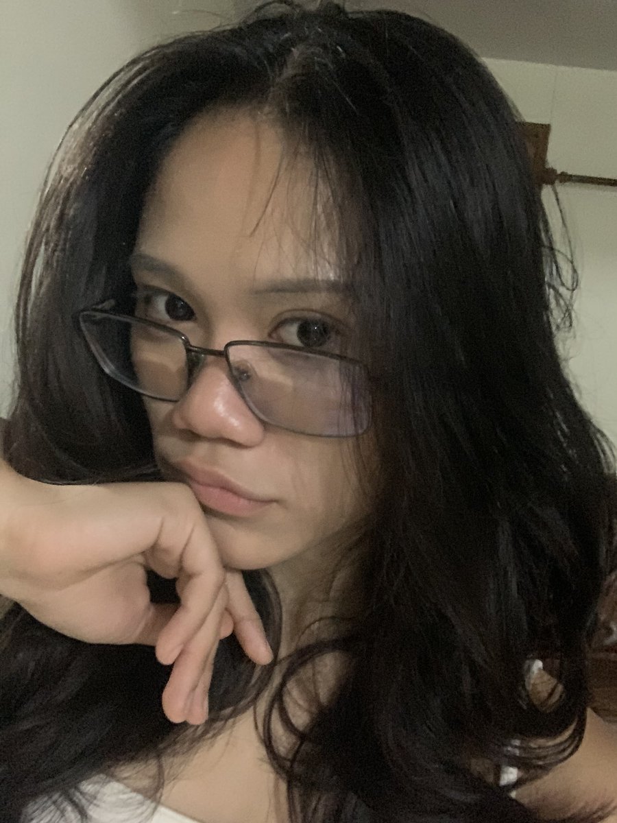 Simp4Addie777's tweet photo. i’m so hot with this foreign height, it’s unfair https://t.co/OKLidA53eJ