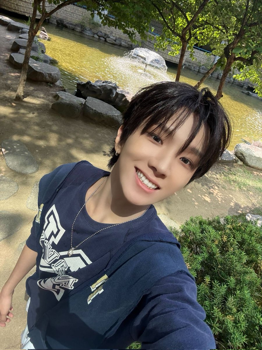MatchedWoonhak's tweet photo. WOY KEREN BGT ADA YANG MENEMUKAN SAYA ADA 2😳

queen cimoy, taki, jiyu, mio, sui: +700
benar tapi telat: +500
SALAH (jawab cuma 1): +300
yang sayang unak: +150 https://t.co/eeTgxWNkUk