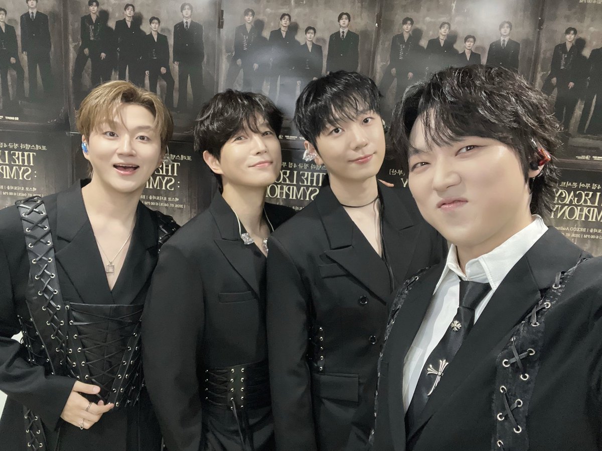 official_fore's tweet photo. [📸]

포레스텔라 정규 4집 투어 콘서트 [THE LEGACY: SYMPHONY] In Busan 둘째 날 공연 종료!

마지막 콘서트도 무사히 마무리! 부산 사랑한데이💗
다들 앙콘에서 만나요!

#포레스텔라 #Forestella 
#THELEGACY_SYMPHONY #Armageddon https://t.co/0qlHviga4U