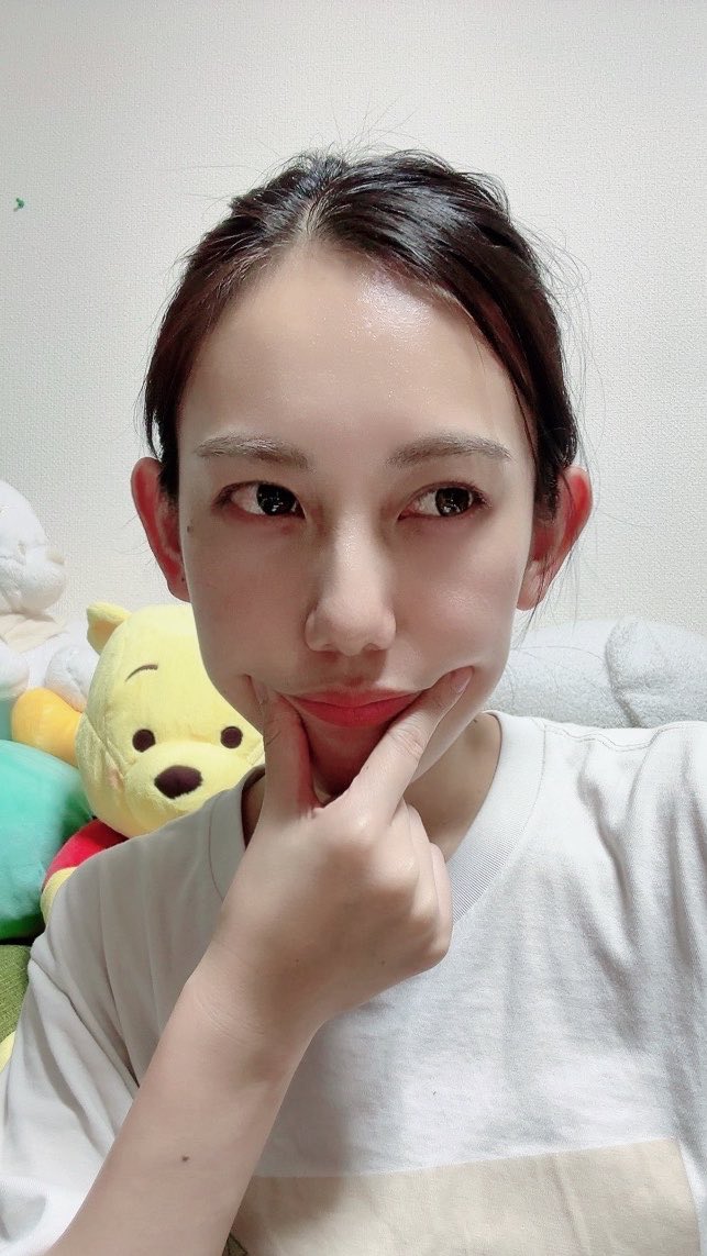 fuka_m08's tweet photo. 走り抜けた土日！！
頑張った自分を褒める！！！
おつかれーーーーい！！！！！

#ドライアイ https://t.co/AhpEFYEu3v