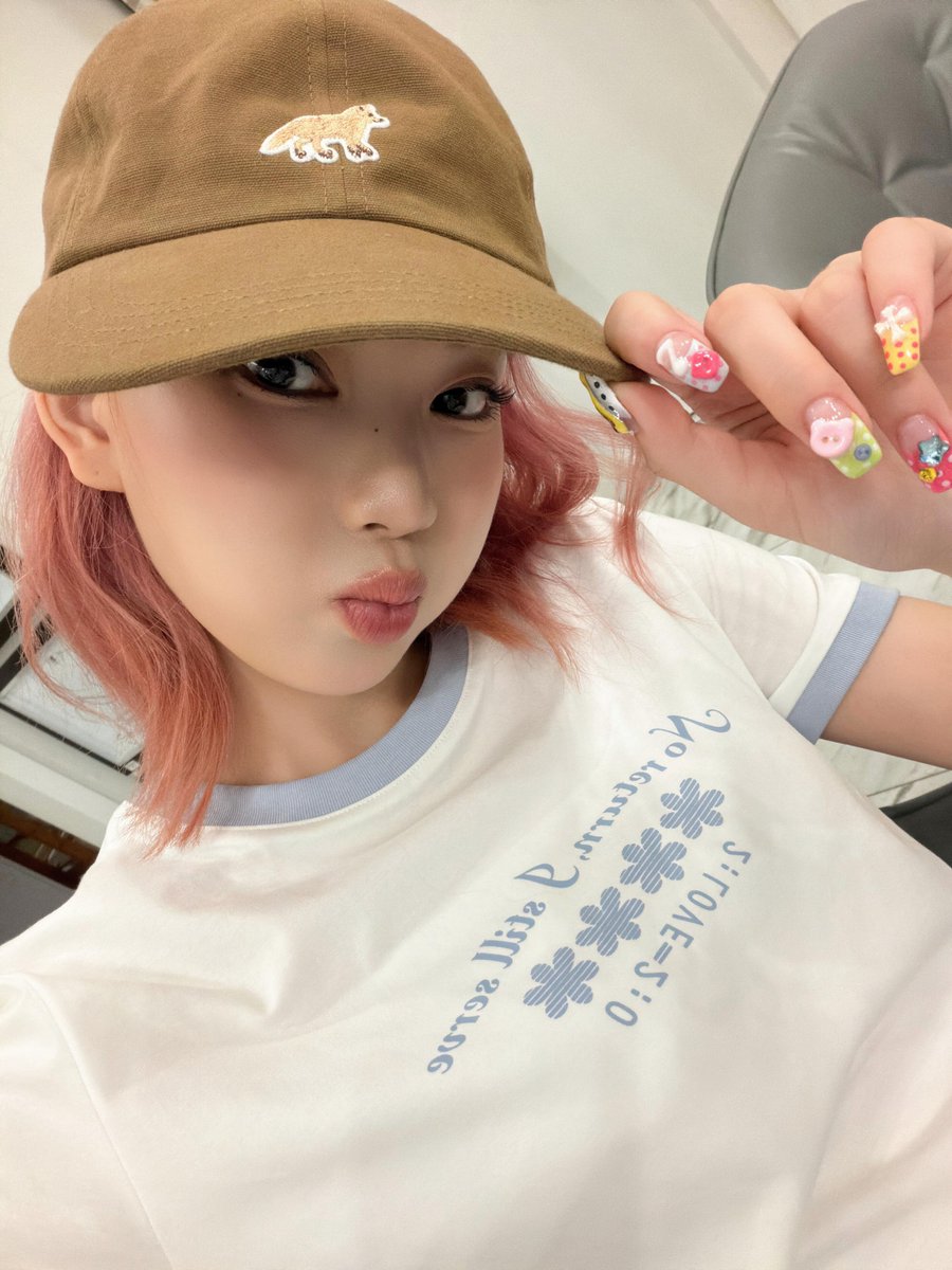 swithcafe's tweet photo. isaranghae_0123 xiaohongshu update
#ISA #아이사 https://t.co/uTmOBpIWY9