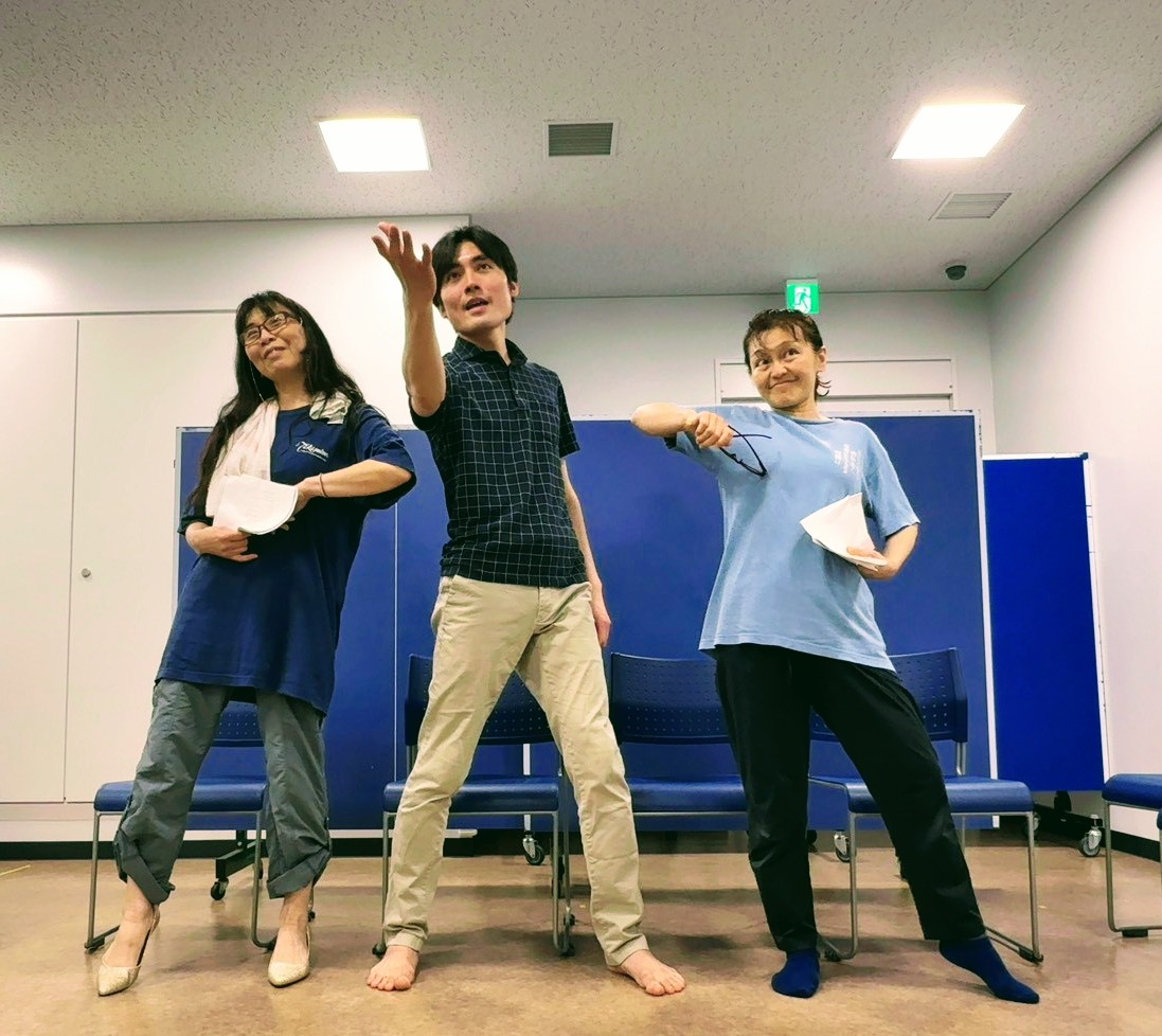 GekidanJaken's tweet photo. 最終稽古が終わりました！
7/11（土）14時の回につきましては、満員御礼となりました🙇
ありがとうございます！！
上記以外の日程は、ご予約受付中ですので
元ポストよりぜひお問い合わせくださいませ😊！
#俳優　#劇団じゃけん　#中野　#演劇 https://t.co/xZw5O44Idk