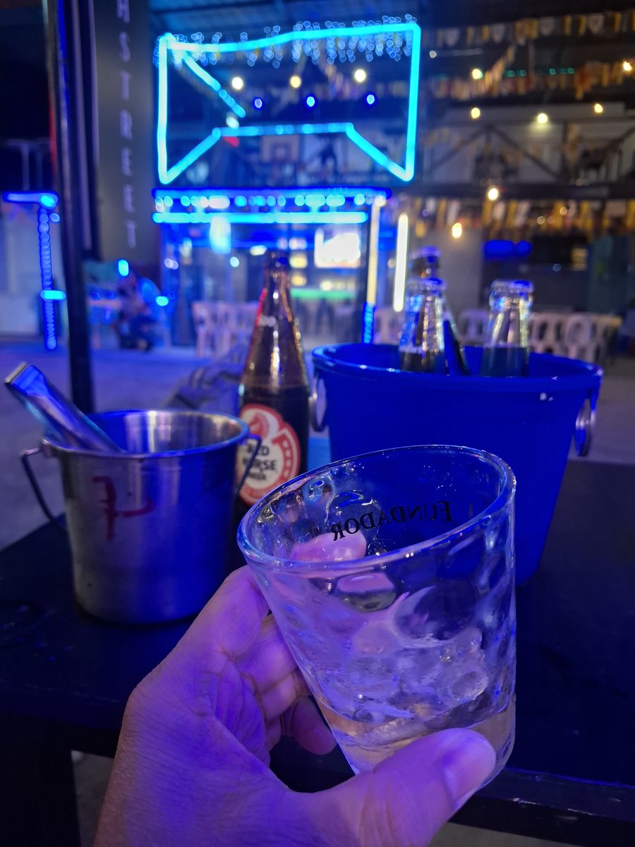 sexyshaad's tweet photo. Just chiliN🍺
#pmisthekey🗝 #alteriloilo #alteraklan #alterboracay #alterpassi #alteroxas #collab #dropyourtelegram https://t.co/zmrmOaHlfp