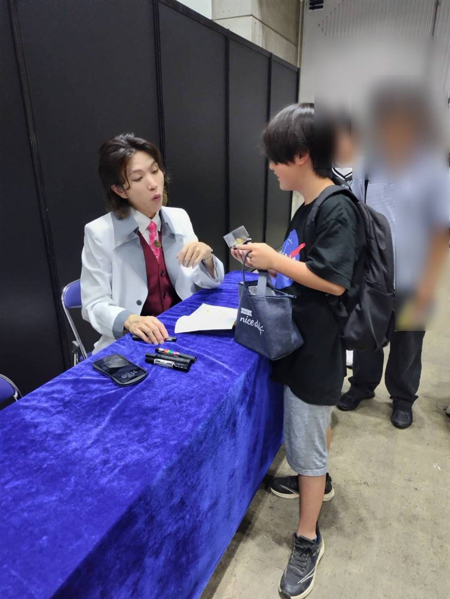 yocchi448's tweet photo. ミネラルマルシェ！
元気先生やラムダ技術部さんを観れて大満足だったらしいです。

#GENKILABO 
#ミネラルマルシェ https://t.co/9AICRyB4Lh