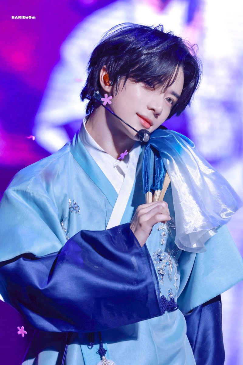 313beomgyu_txt's tweet photo. このボムギュ本当に好き
春の王子様 https://t.co/KZDlsiKtTb