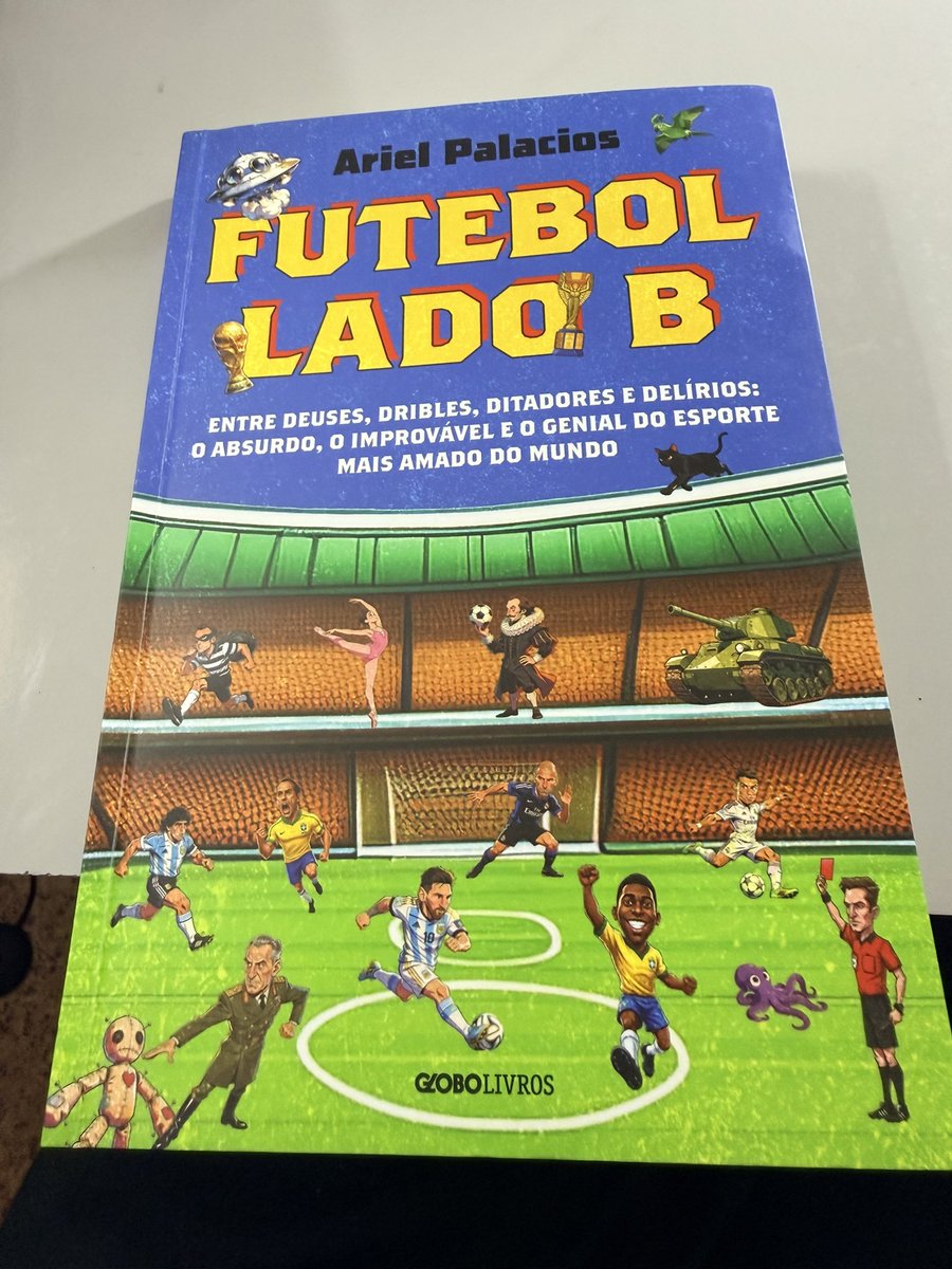 LFragaSantAnna's tweet photo. Adquiri,no dia do lançamento,c/ dedicatória a meus 3 netos e a mim.Assim q/ entreguei,leram dedicatória e guardaram na biblioteca,ao lado do Argentina Lado B (tmb c/ dedicatória). Sou grata ao autor pela atenção e gentileza.🥰
Adquiri tmb em kindle. Ouvindo e adorando.#Recomendo https://t.co/nQYJL1KD63