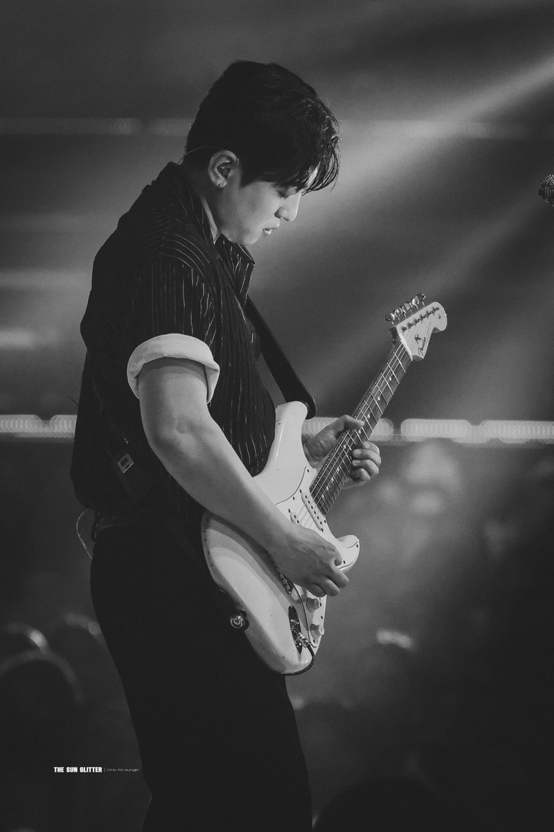 sunglitter_SJ's tweet photo. 260705 #성진 #박성진 #데이식스 #SUNGJIN https://t.co/UpVoG6s0zj