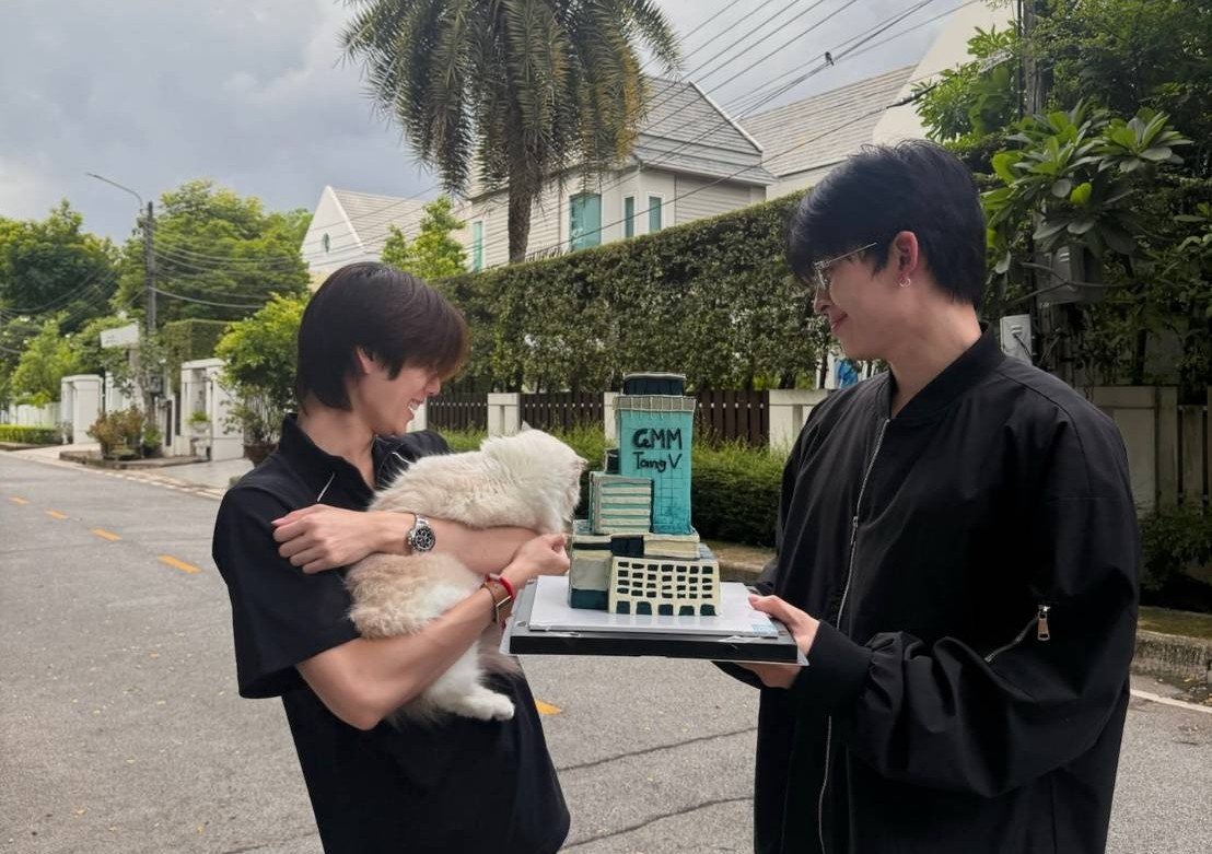 ppnaravit_home's tweet photo. ขอให้เป็น 23 ที่อิ่มความสุขที่สุดนะคับบบ 🤧

🐻🐼🧡🤍🎂✨️

OUR STAR PHUWIN 23rd

#23rdHoneyThePHUWINDay
#phuwintang  #ppnaravit 
#pondphuwin #ปอนด์ภูวินทร์ https://t.co/1HLy38ccok