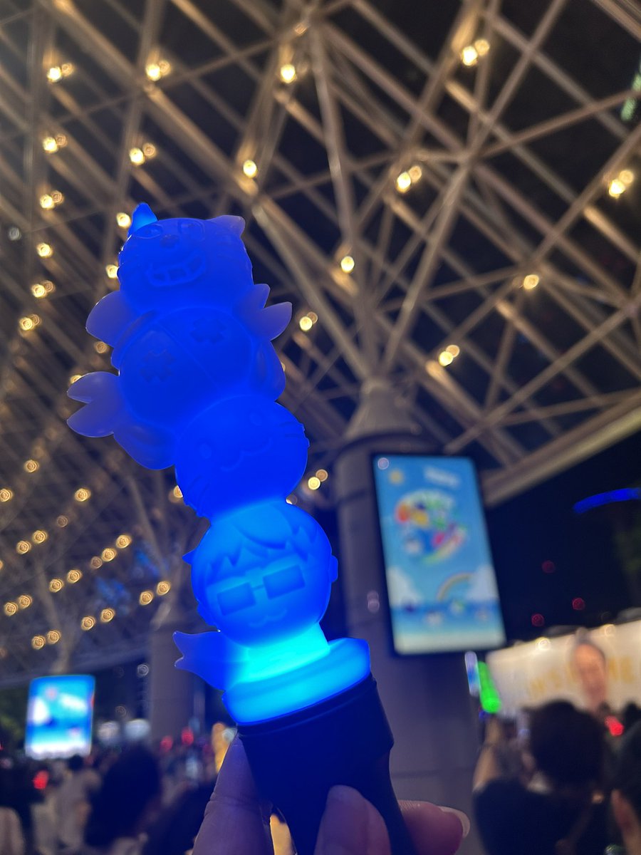 XMIZURUX's tweet photo. TOP4イベント楽しかった〜🥰
人生初のペンライトかわいい🩷

#TOP4TOKYODOME2 https://t.co/xbjHVLdaD4