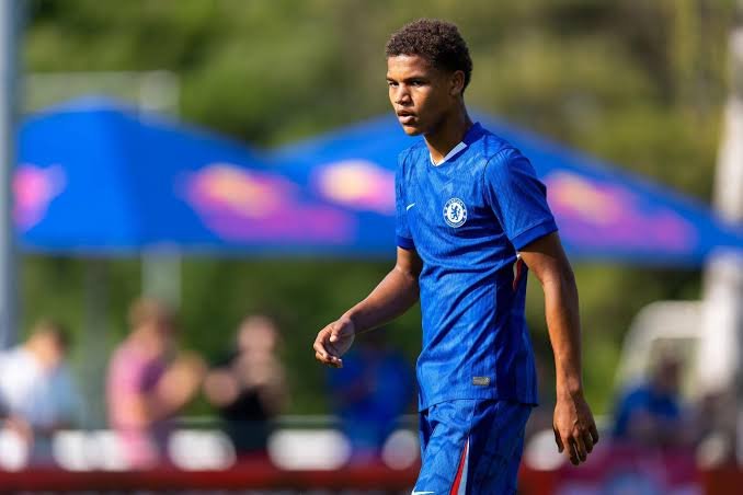 Blue_Footy's tweet photo. ‼️ Mahdi Nicoll-Jazuli has signed scholarship terms at Chelsea and will move to pro contract when 17 in January. 

The 16-year-old midfielder rejected many leading European clubs &amp; pledged future to Chelsea. 

~ @David_Ornstein https://t.co/F2a2t1WQzi