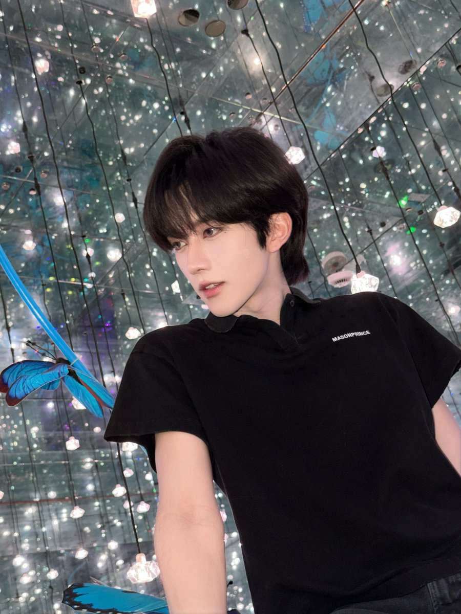 Jinelipuka's tweet photo. สวยสะใจว่ะ แบบเอ้อ มาดูเมนผมนี่ สวยก็เริ่ด หล่อก็มีคนเสียชีวิต จะเปนให้ได้เลย เมะที่สวยที่สุดในโลก https://t.co/o03PkT7Bgm