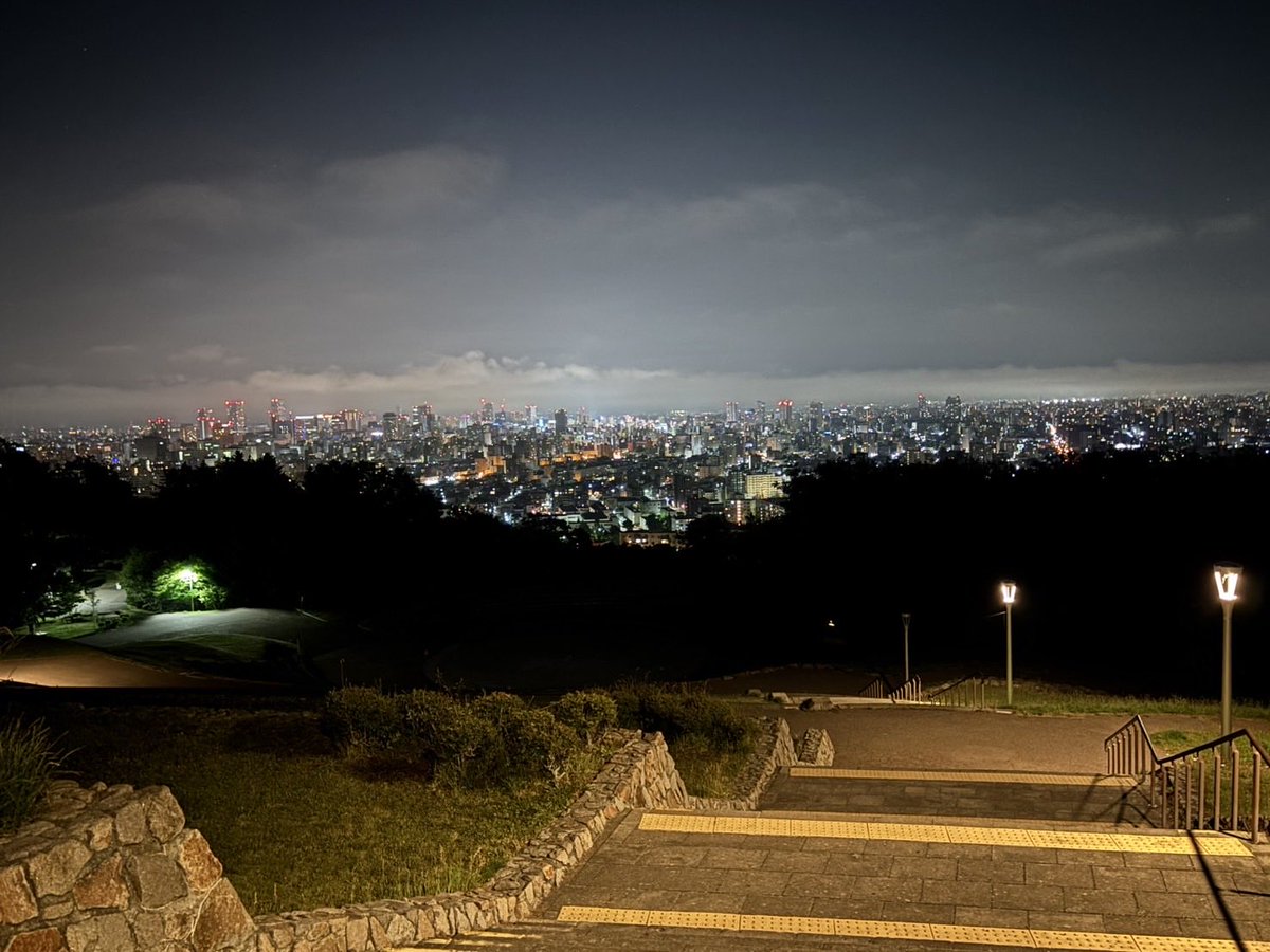 debiru0808's tweet photo. BBQやって夜景もみてきたー！ https://t.co/VVrH7zqhlr