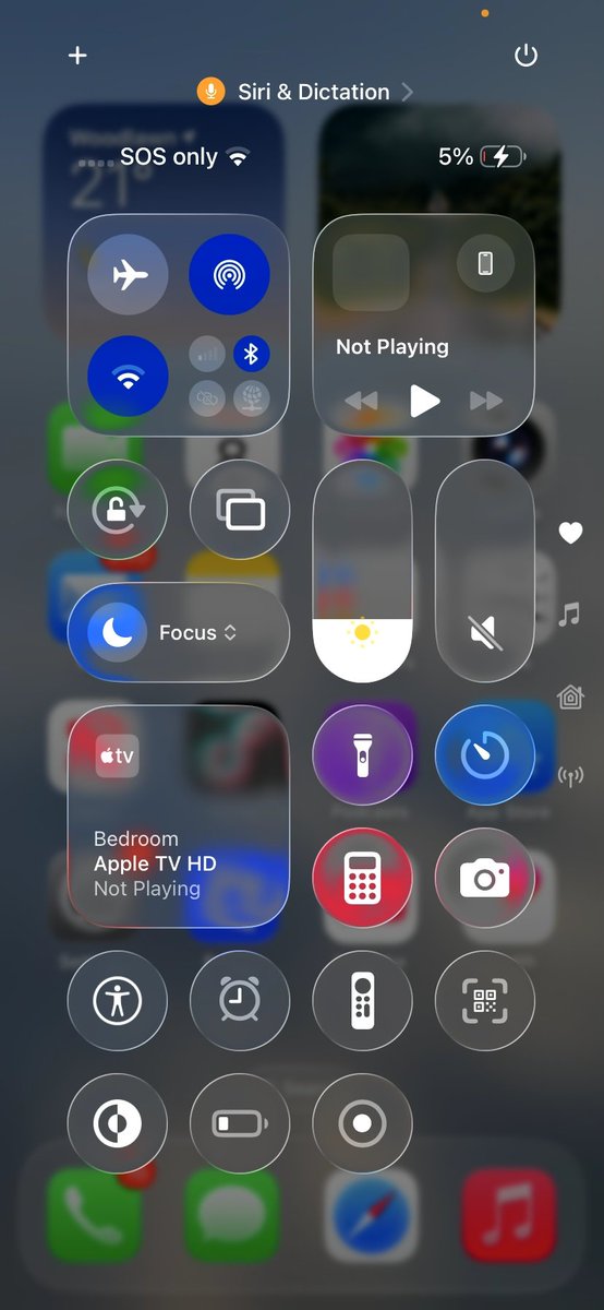 DuccMinhh4's tweet photo. @JohnnyMorlin iOS 26 beta 1 btw
Credit: preppy.roblox738 on Tiktok https://t.co/s8JIONQR6a