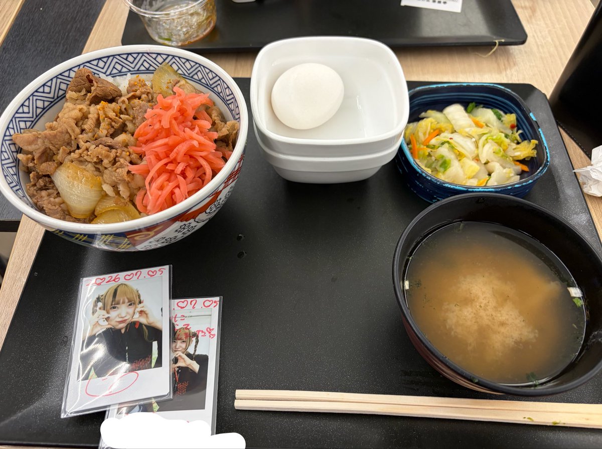 karin_6608's tweet photo. 本日のチェキ飯 https://t.co/WAjZ716rb6