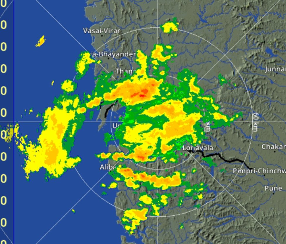 shetty_athreya's tweet photo. Heavy #MumbaiRains and gusty winds have returned in #Koparkhairane

Intense cloudband passing thru Navi Mumbai and KDMC.. https://t.co/6TygmONGZw