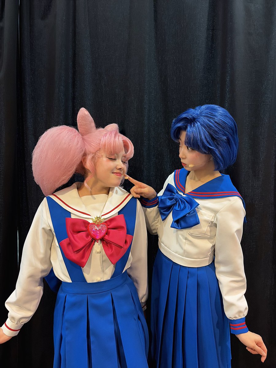 sumiremaruyama's tweet photo. #美少女戦士セーラームーン 
-Shining Theater Shinagawa Tokyo-

1週間ありがとうございました🩵
皆さまにお会いできて、とっても幸せな日々でした☺️

先週と今週は、うさぎちゃんとちびうさちゃんのお祝いができて楽しかった🐰♡

ちびうさちゃん、おめでとう🫶🏻
茉稟ちびムーンと…🤫💖明日から楽しんでね🙂‍↕️
.

Thank you so much for an amazing week 🩵
It made me so happy to see all of you this week ☺️

Celebrating Usagi-chan and Chibiusa-chan’s birthdays over the past two weeks was so much fun 🐰💖

Happy Birthday, Chibiusa-chan! 🫶🏻
With Marin Chibi Moon… 🤫💖
Have fun starting tomorrow! 🙂‍↕️

#prettyguardiansailormoonshiningtheater #shiningtheater #シャイニングシアター