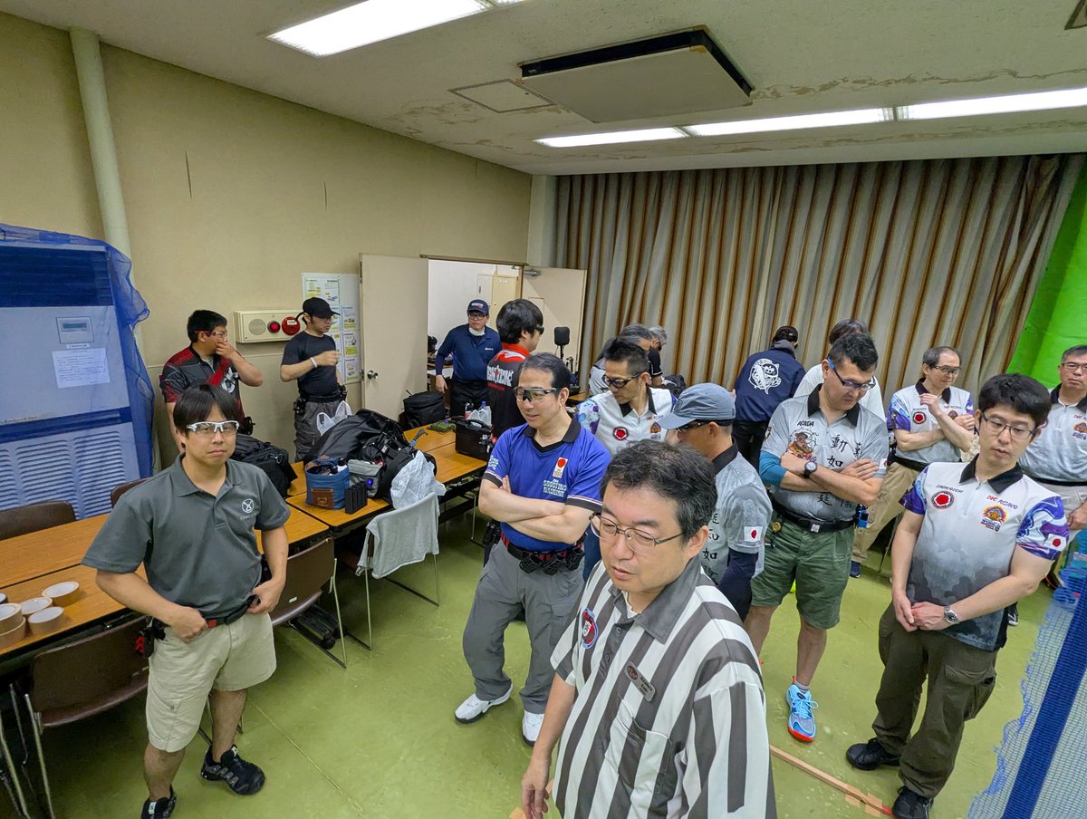 hattan_osaka's tweet photo. 雷神LV1サンクションマッチは無事終了！
最初の方にDQ2名が出てしまいましたが、18名は無事完走。
疲れましたが、6ステージ20名は盛り上がるな〜
#IPSC　#ActionAir　#DVC雷神 https://t.co/jiOMSoBkuk
