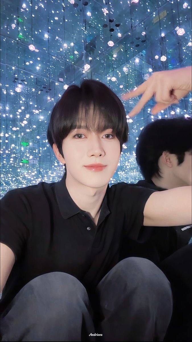andrieea_'s tweet photo. 321 /•᷅•᷄\୭ 🐱

#HuangXing #EliotHuang #黄星 https://t.co/7fxSfKfbXR