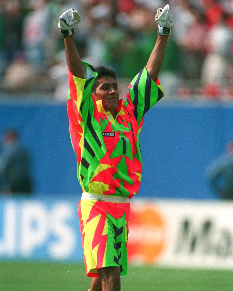 brfootball's tweet photo. 32 years ago, Mexico exited the 1994 World Cup at the Round of 16, and we said goodbye to Jorge Campos’ extraordinary kits 🎨 https://t.co/hvw9k2agHn