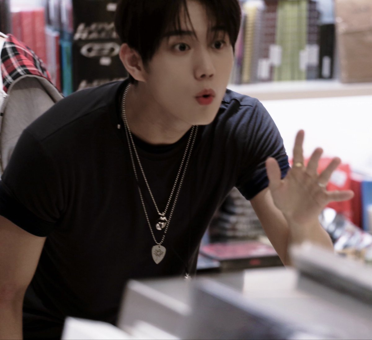 _tako0o's tweet photo. 오늘진짜키큰거아니야..? https://t.co/FWazEkAxAV