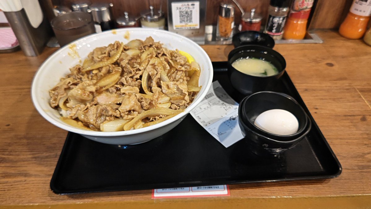 Novazou_3's tweet photo. またやらかした！

もちろん完食です https://t.co/Co28AWEcDY