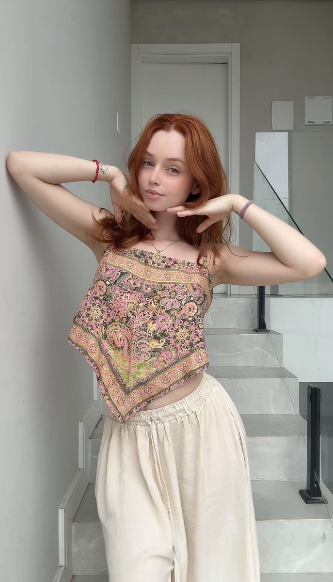 Rosalie Red tweet media