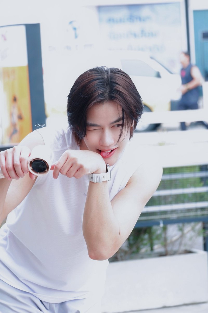 S0LMUN's tweet photo. แมวเลียของพี่ภาส ใจละลายหมดแล้ว

#Jaymart  #HappyRunClub 
#OatPasakorn #โอ๊ตภาสกร https://t.co/RSOoGi8Q4P