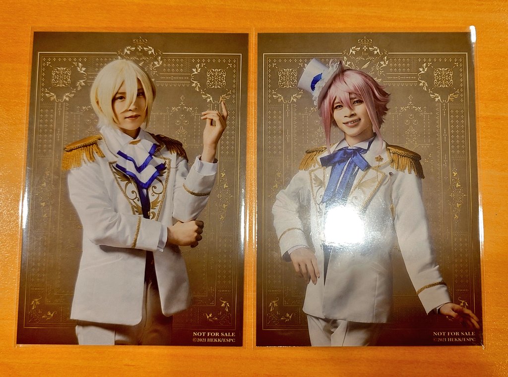 D_C_Fine's tweet photo. 【交換】あんステ -Requiem from Knights- ランダムブロマイド

譲(画像1〜2枚目)
ランブロ：レオ、凛月、真緒、英智
特典：英智、桃李

求
ランブロ(💖>💕>👑)画像3枚目
嵐、司、凛月、桃李

特典
嵐、真

都内手渡し希望
友人分含む https://t.co/BKgzTRR4jI