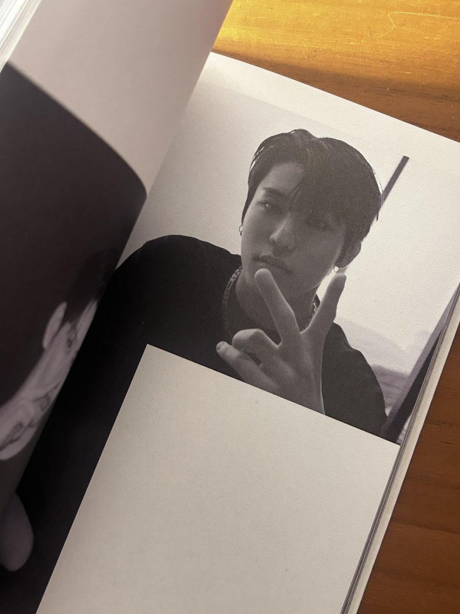 kingwooopy's tweet photo. WTS HELLO TOUR FILM PHOTOBOOK
- dom tangerang
- unsealed
- official photobook
dm me if interested <3 https://t.co/Gav6uJehGP