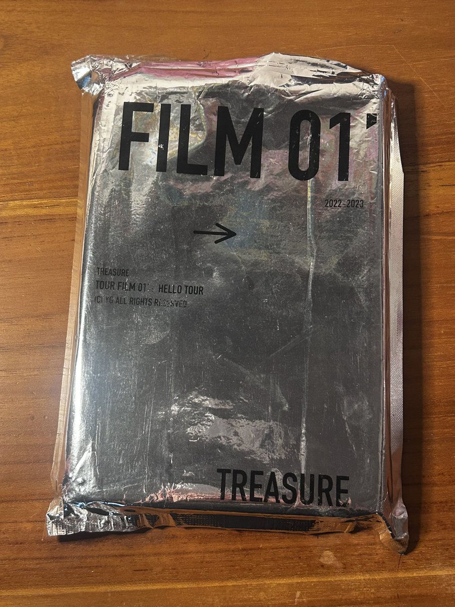 kingwooopy's tweet photo. WTS HELLO TOUR FILM PHOTOBOOK
- dom tangerang
- unsealed
- official photobook
dm me if interested <3 https://t.co/Gav6uJehGP