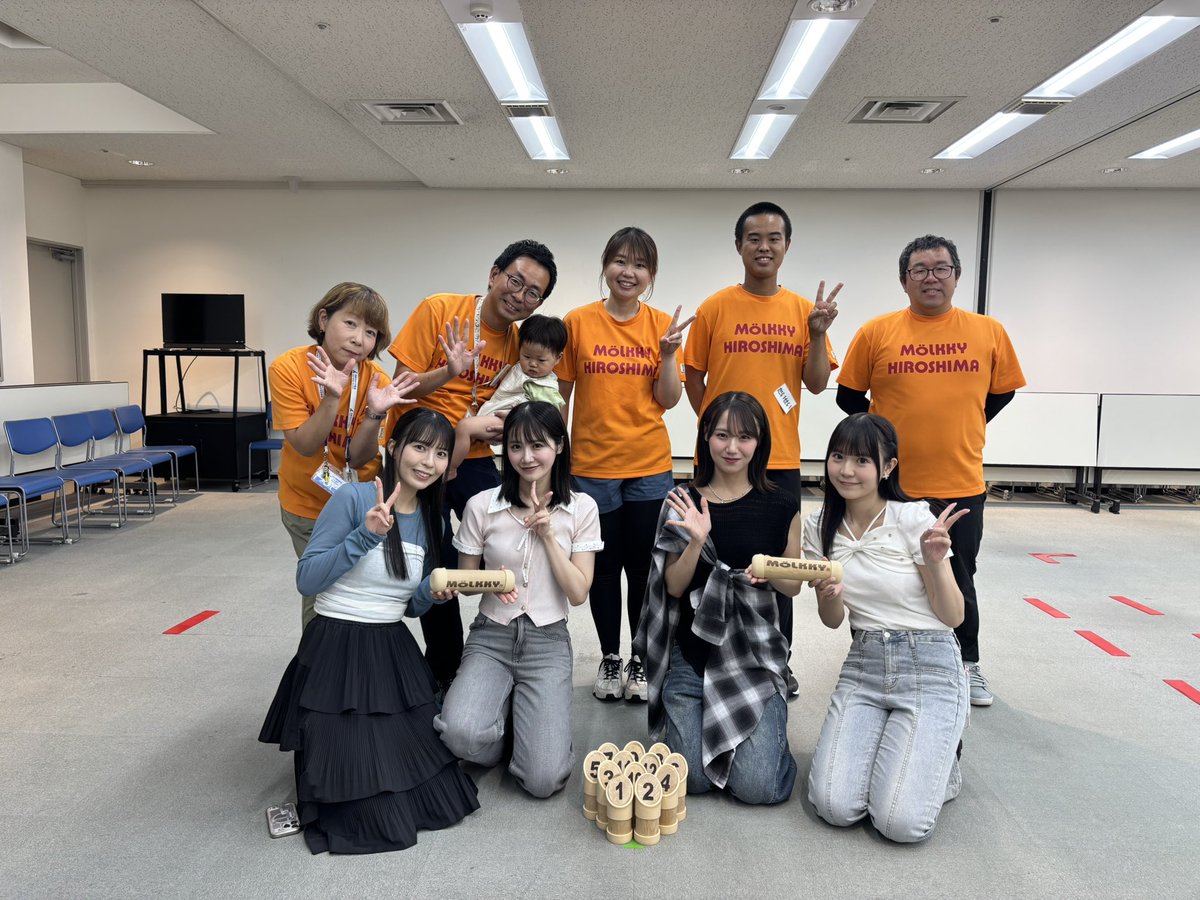 molkkyhiroshima's tweet photo. 今日はSTU48さんとファンの方とのモルック交流会のお手伝いをしました😊めちゃくちゃ盛り上がりました➰🥖とても素敵な交流会でした🥰
#STU48 https://t.co/6hZh5QHvng