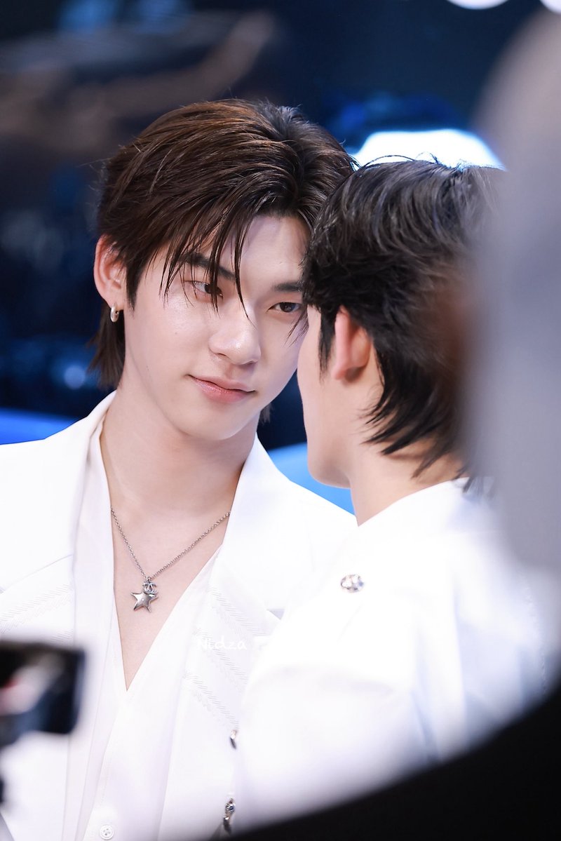 NIDZA7822's tweet photo. ตี๋หยุดดิลูก🤣🤣🤣🤣

#twnpich #porsuppakarn 

TTP CLEAR NOSE TOWN
#CLEARNOSETEETEEPOR
#TeeTeePor https://t.co/cZtJUaa0aA