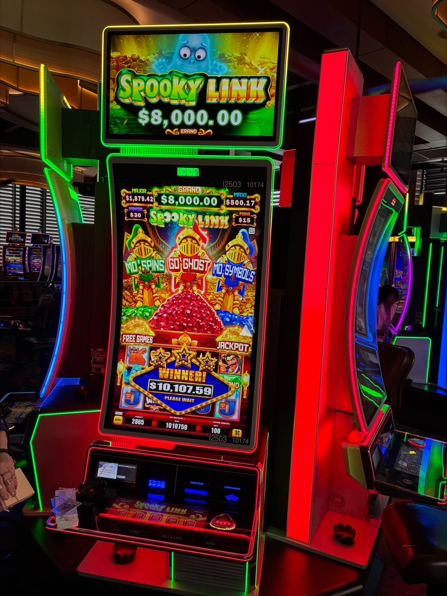JACKThistledown's tweet photo. Did you hear about last night? 👀 

A lucky guest at JACK Thistledown turned a $1 wager on Go Ghost Spooky Link into an incredible $10,107.59 jackpot! 

Who's next?

Gambling Problem?  Call 1-800-MY-RESET https://t.co/Qt0uLGoKR1