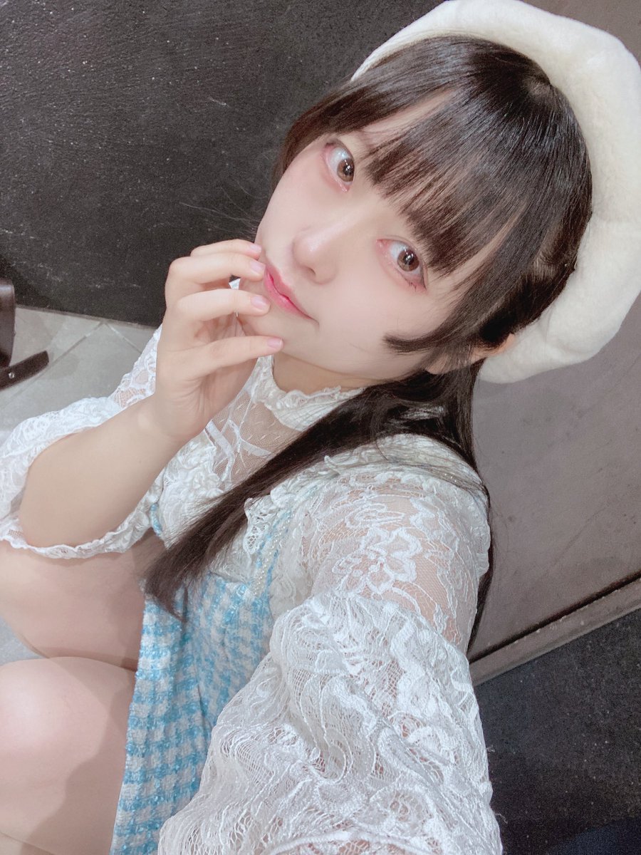 10choco_magic's tweet photo. アリナシ👓+° https://t.co/SgKDLpi6Tw